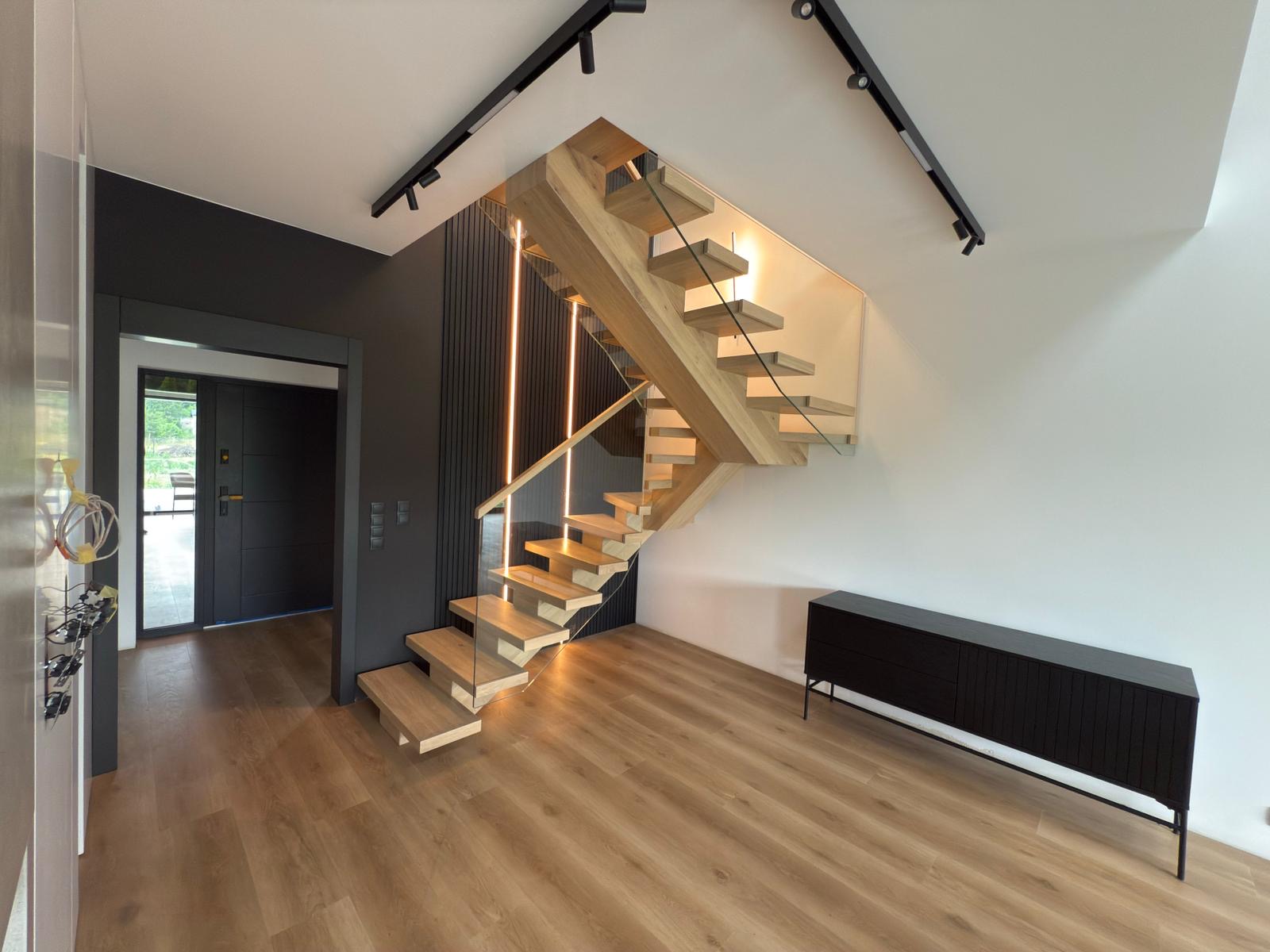 334bc3ea-9976-450a-9f7e-d76b3a9c72f7