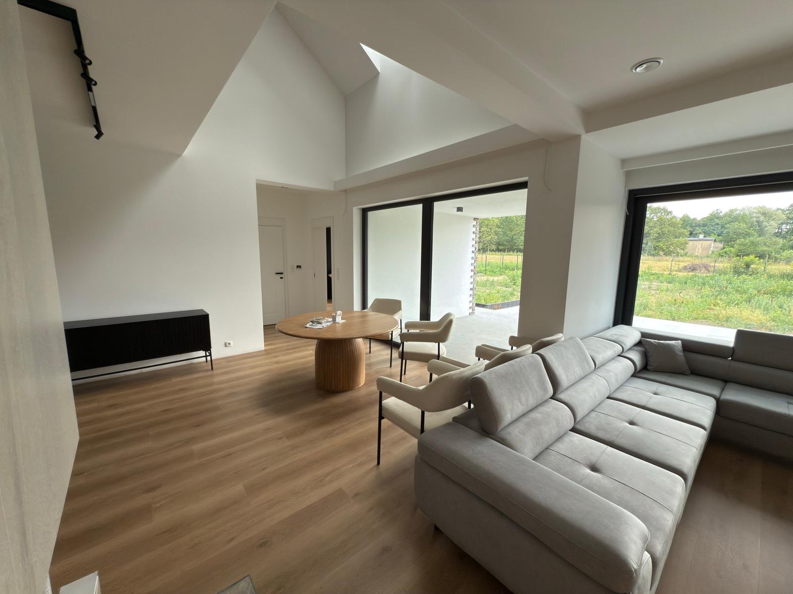 45dfc53b-2f7b-4005-ae9d-0aa4cfe41880