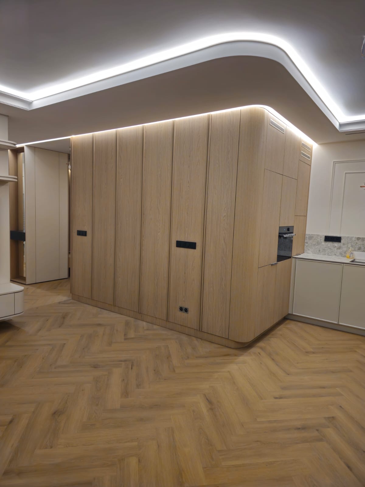 72b8f1d7-8120-4eba-9521-45cec245d2c3