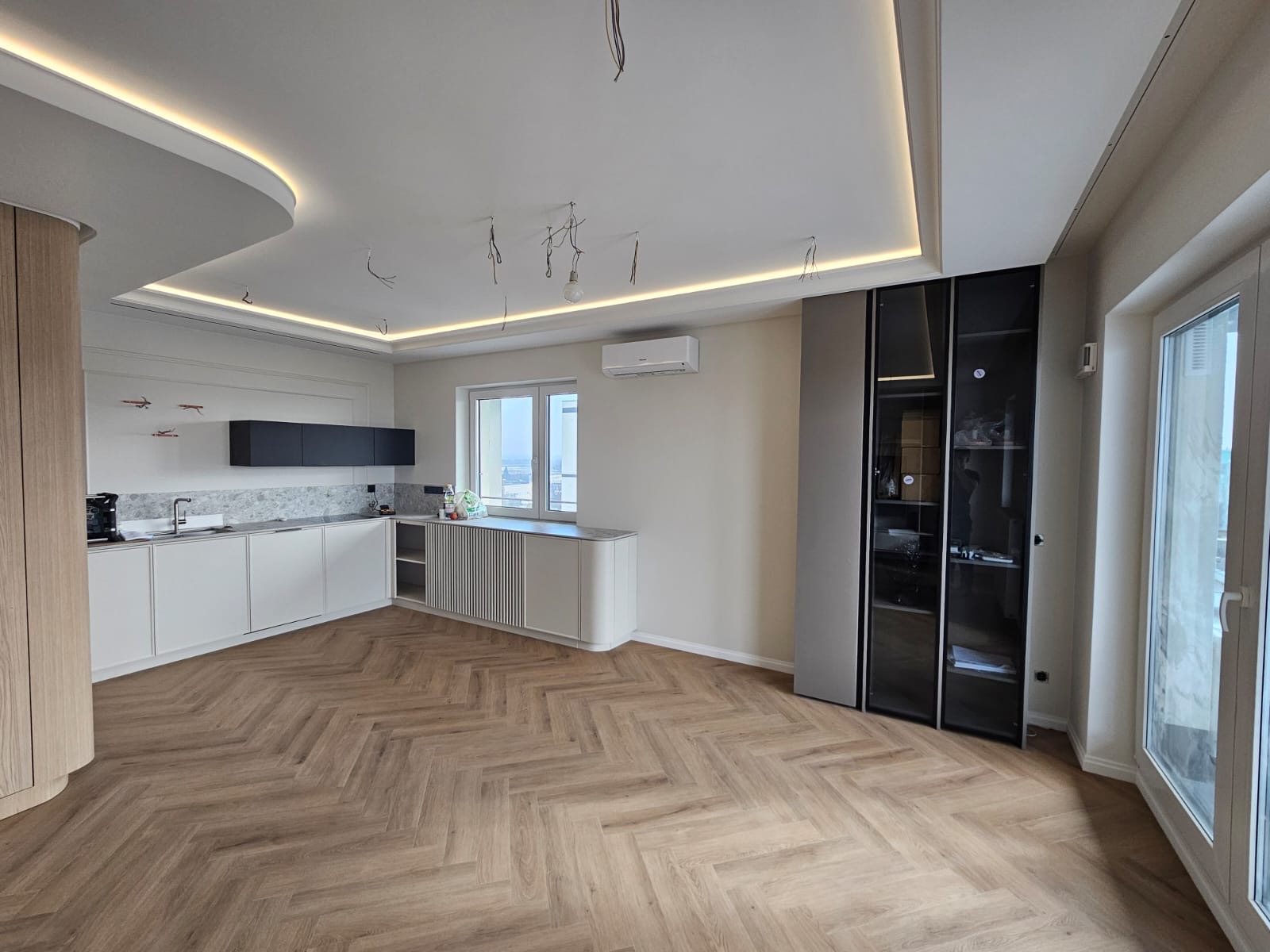 e4a79aef-e395-4cac-9582-fda157f9234f